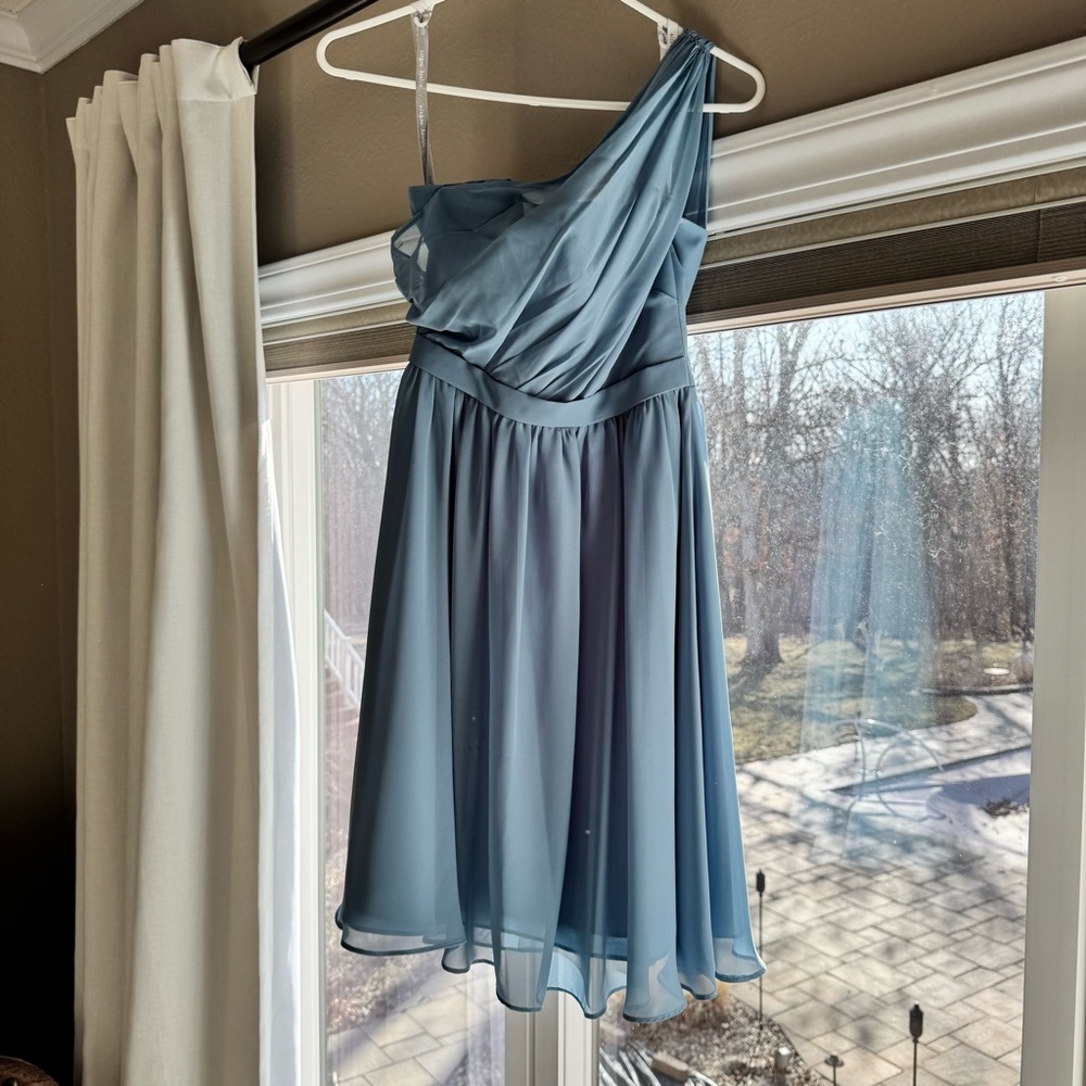 Elegant One-Shoulder Blue Dress